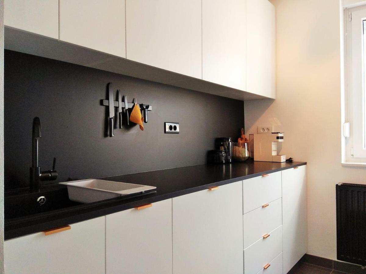 Poet'S Street Apartment Zagabria Esterno foto