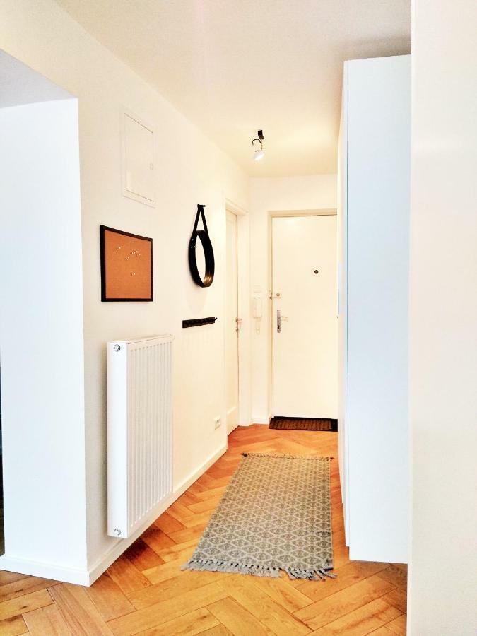 Poet'S Street Apartment Zagabria Esterno foto